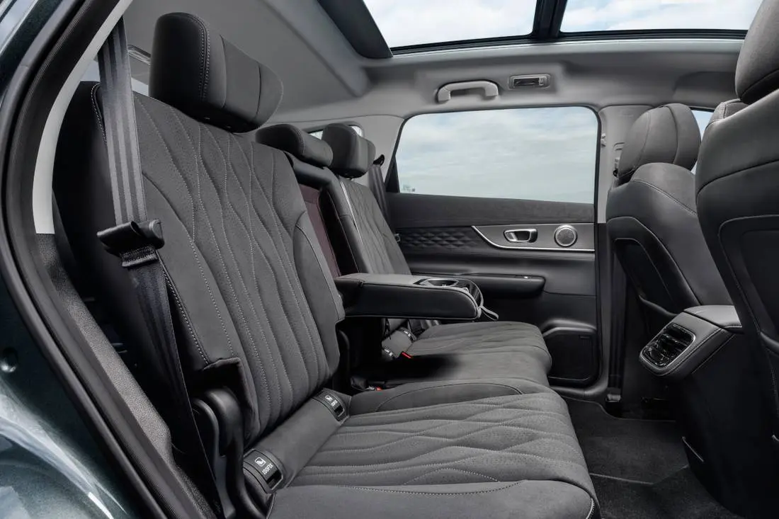 EBRO s800 Luxury - Asientos traseros